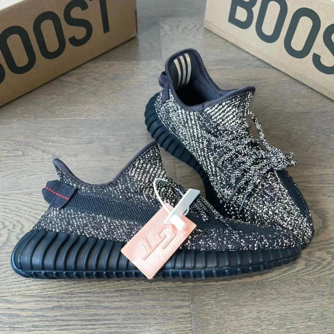 YEEZY 350