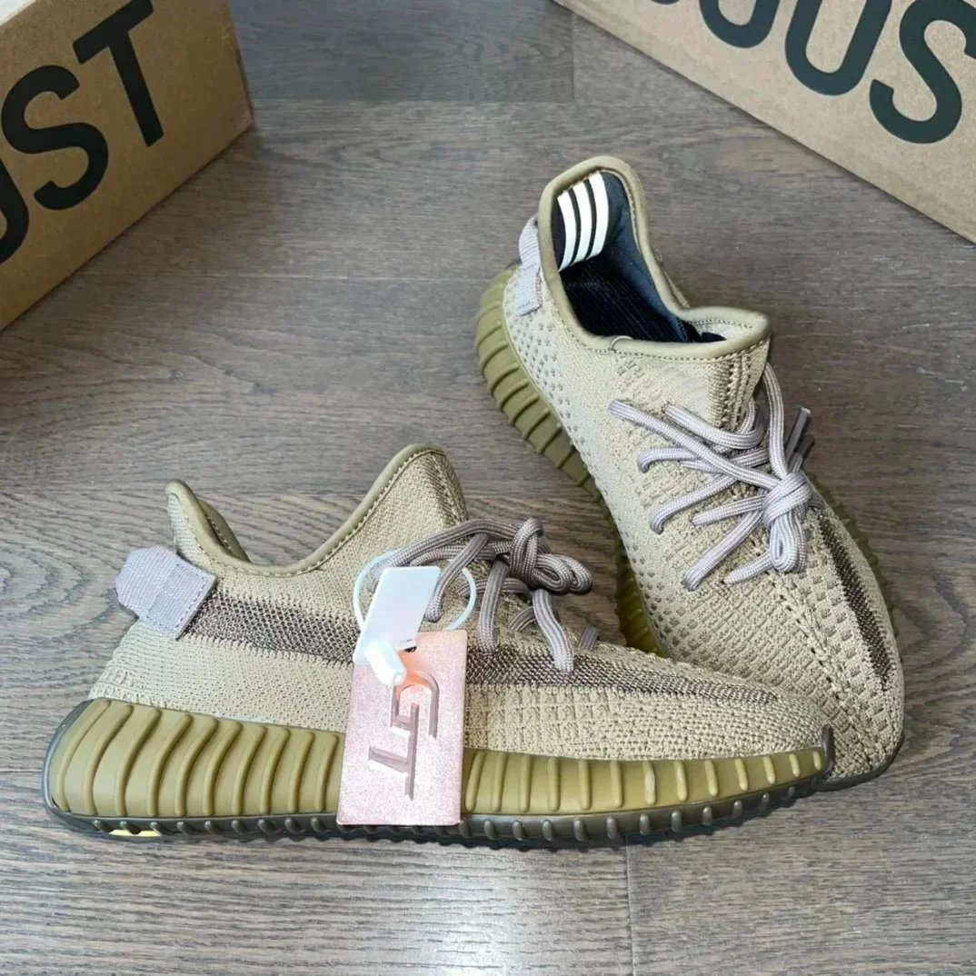 YEEZY 350