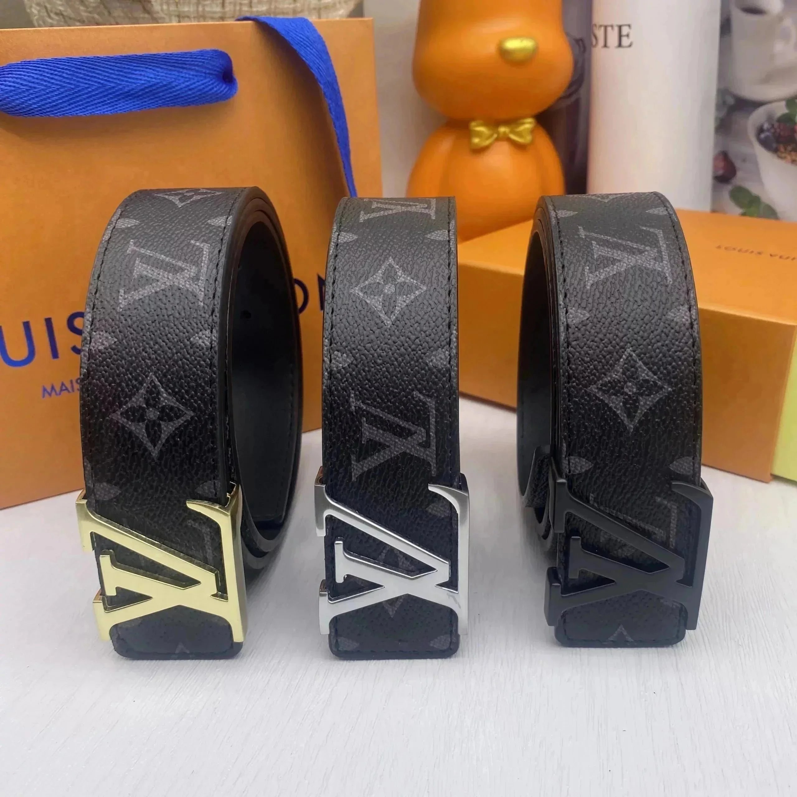 LV Belt99
