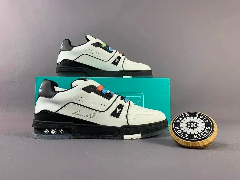 LV TRAINER SNRAKERSA