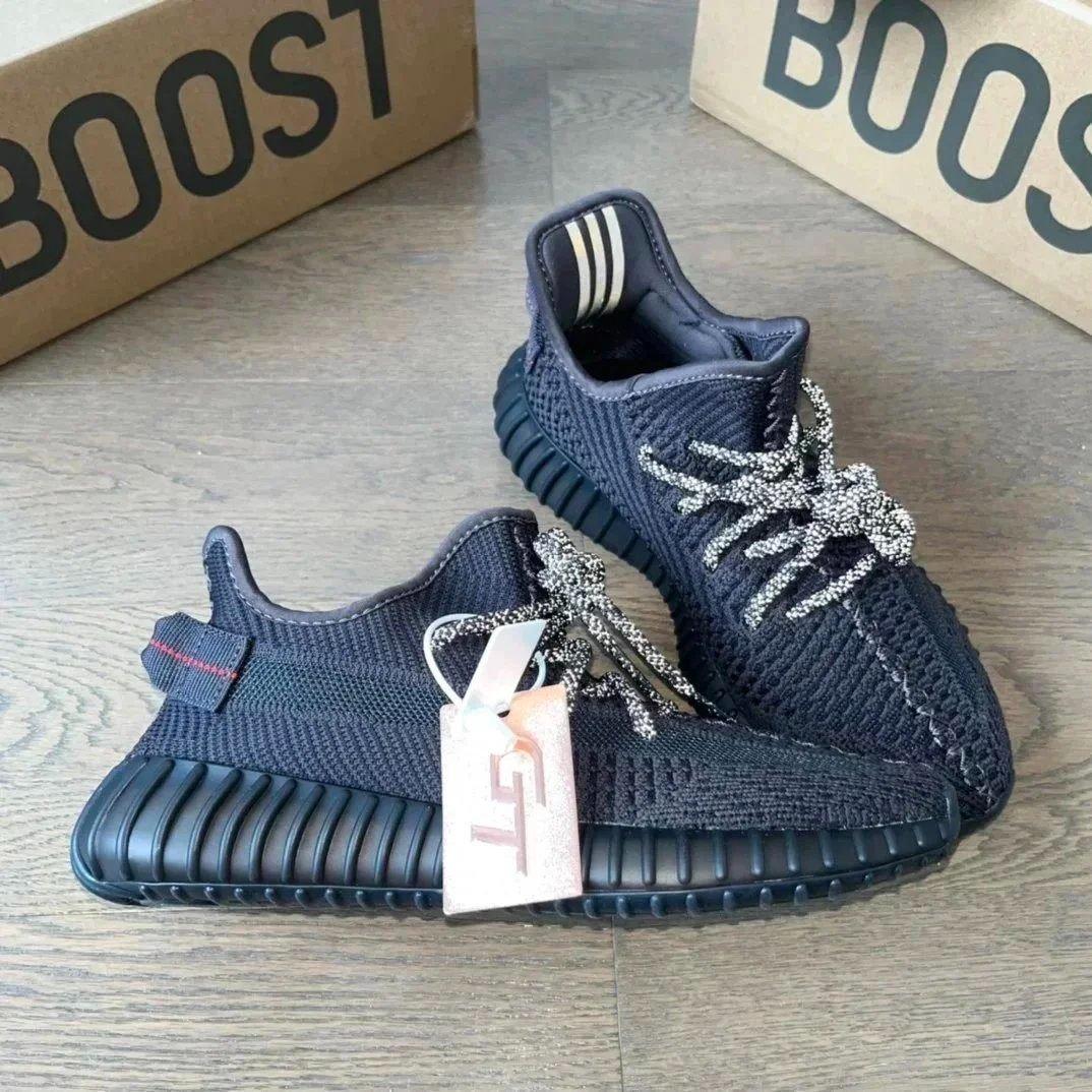 YEEZY 350