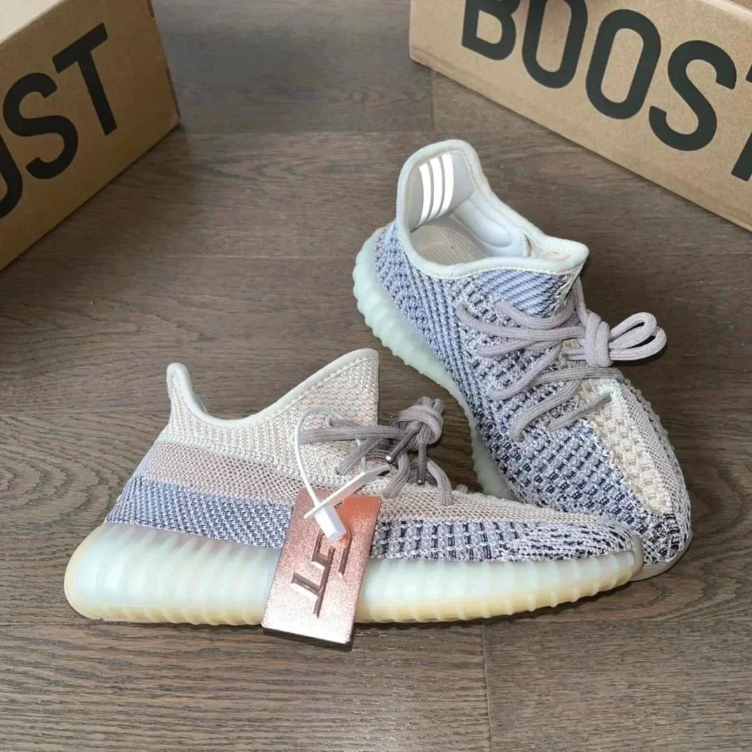 YEEZY 350