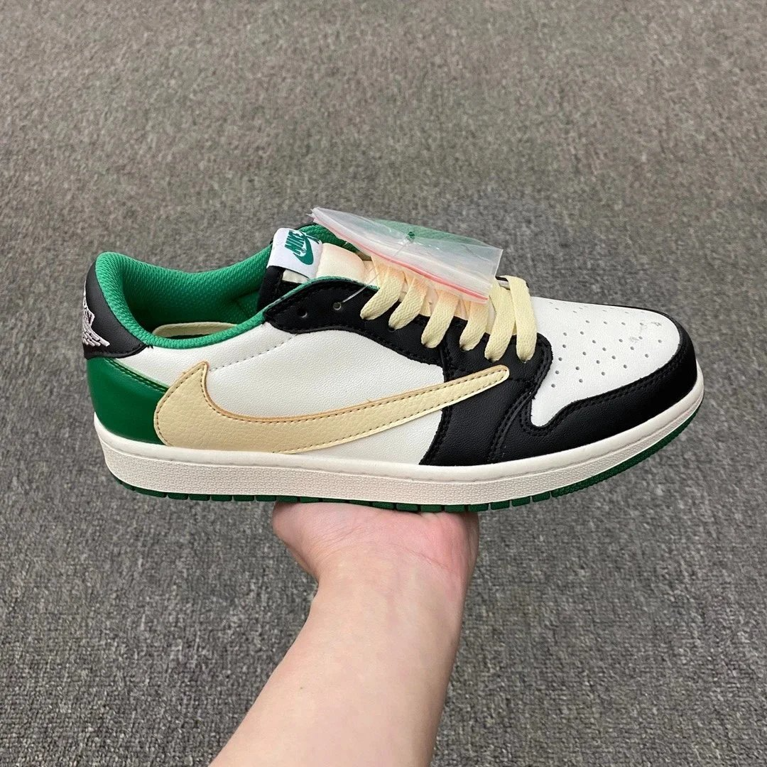 Travis Scott x Air Jordan 1