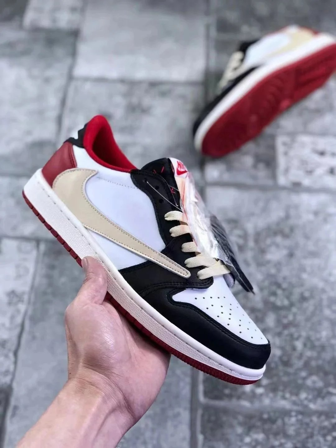 Travis Scott x Air Jordan 1