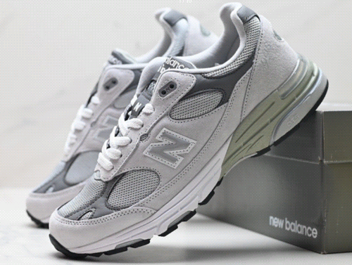 New Balance MR993