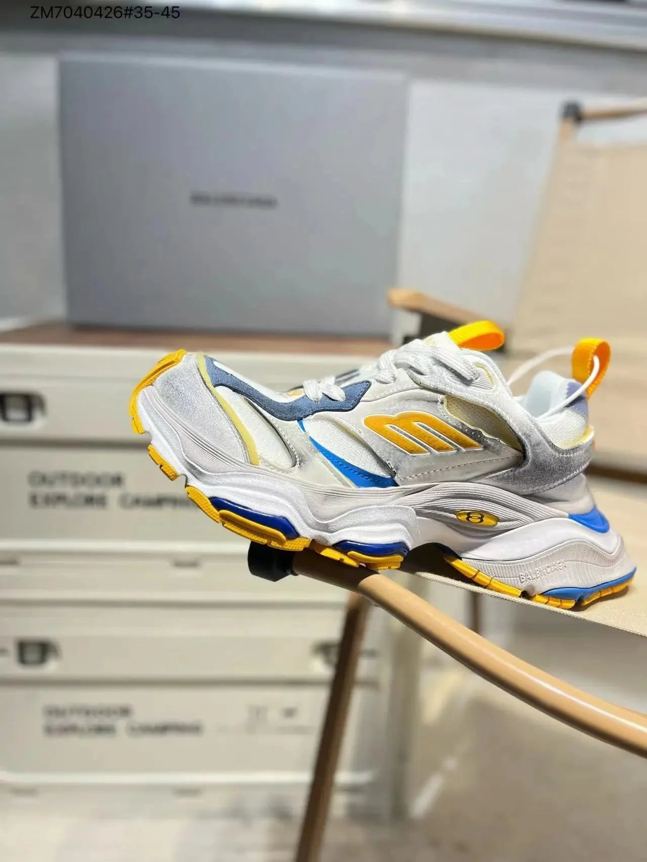 Balenciaga Tracking Light